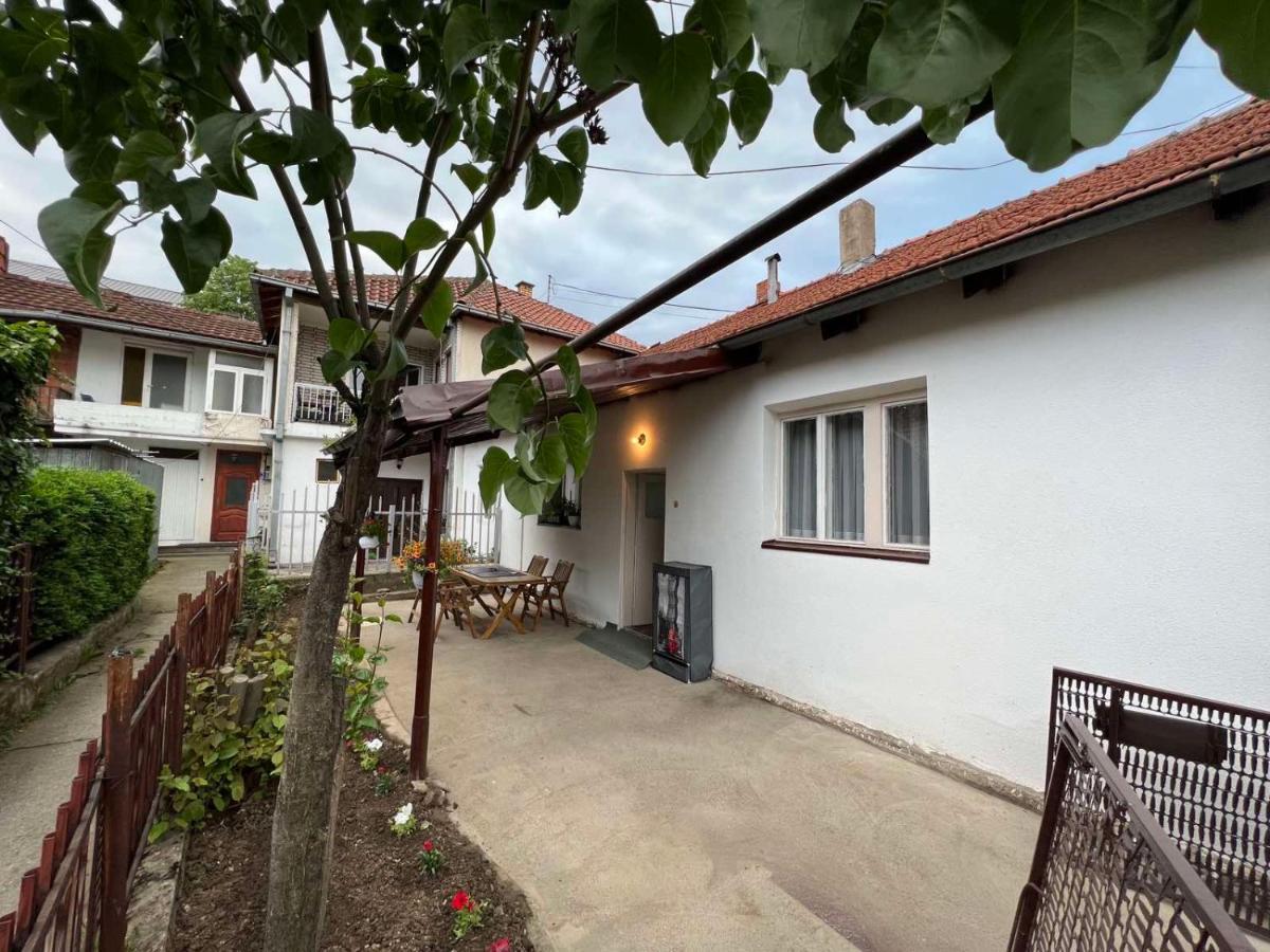 Apartment-Rubin Prisztina Zewnętrze zdjęcie